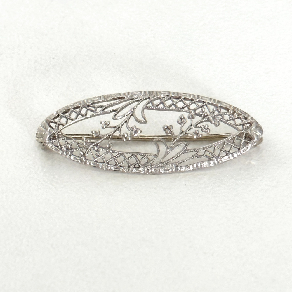 Antique 14K White Gold Floral Filigree Intricate Detail Small Petite Brooch Pin